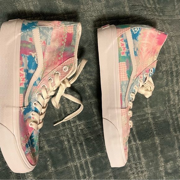 New Colorful High-Top Vans - Picture 2 of 5